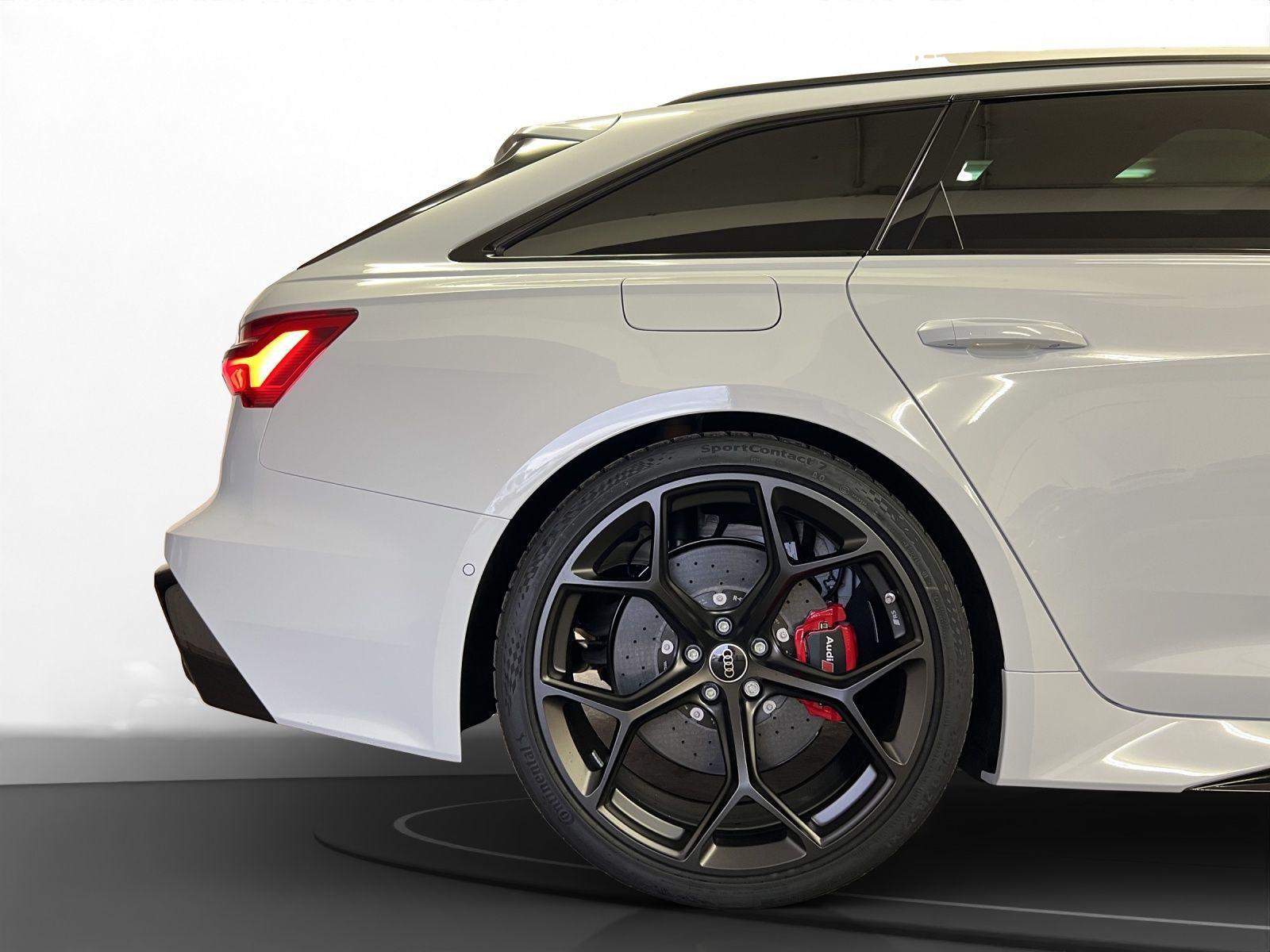 Audi - RS 6 Avant performance_12
