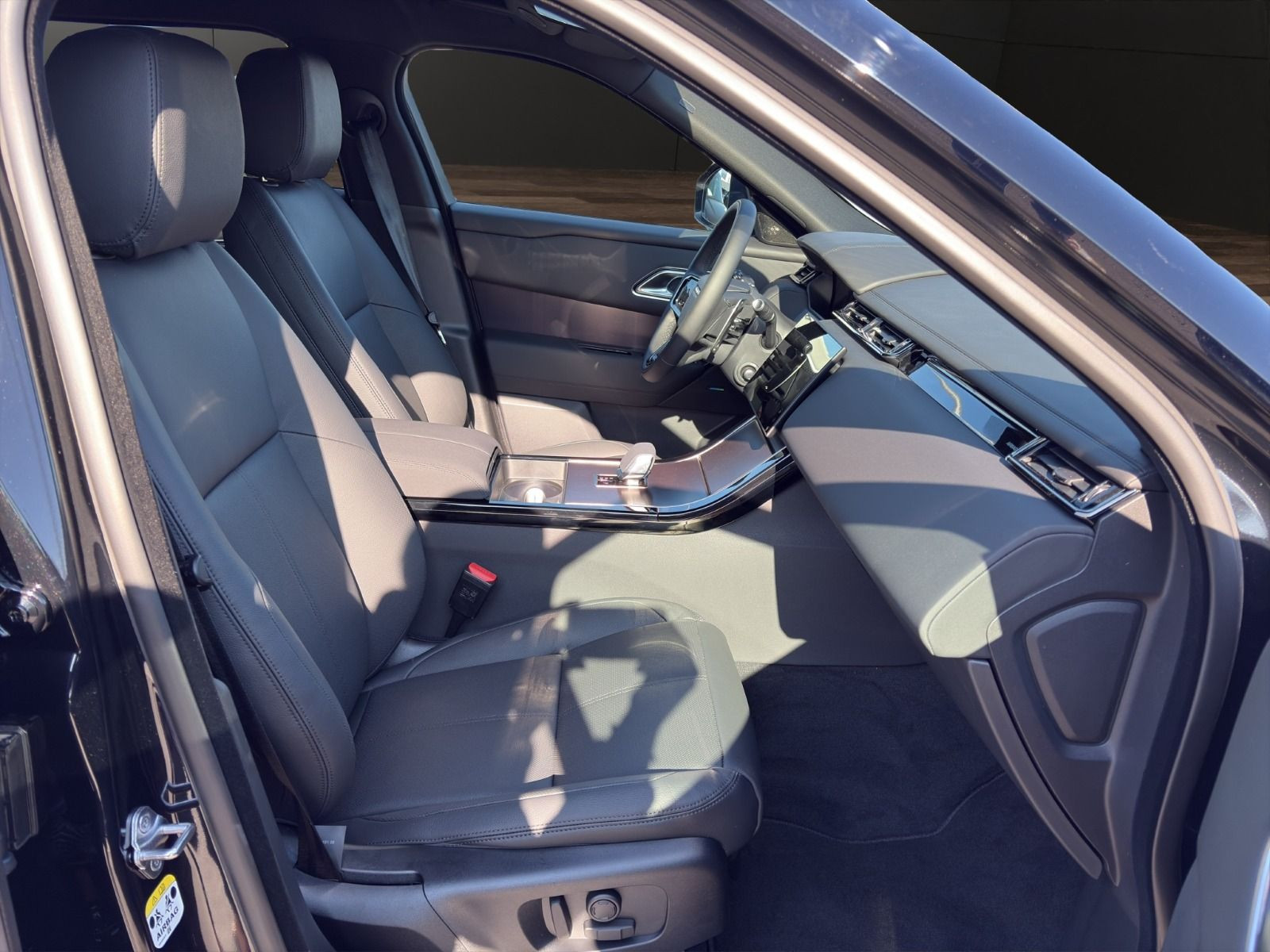Land Rover - Range Rover Velar_7