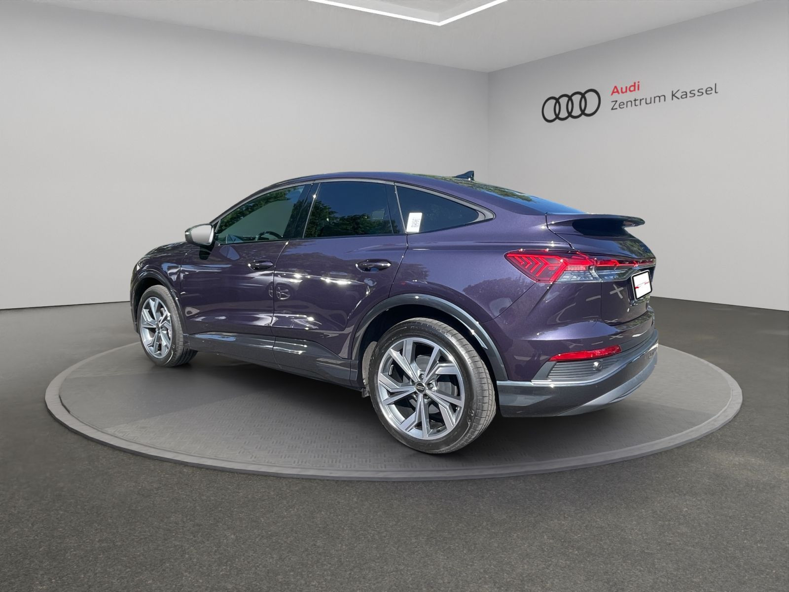 Audi - Q4 Sportback e-tron_5