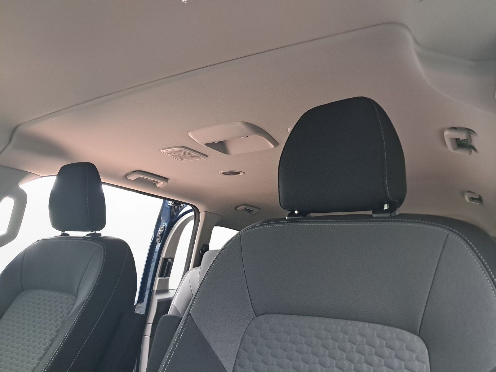 Volkswagen - T7 Caravelle_14