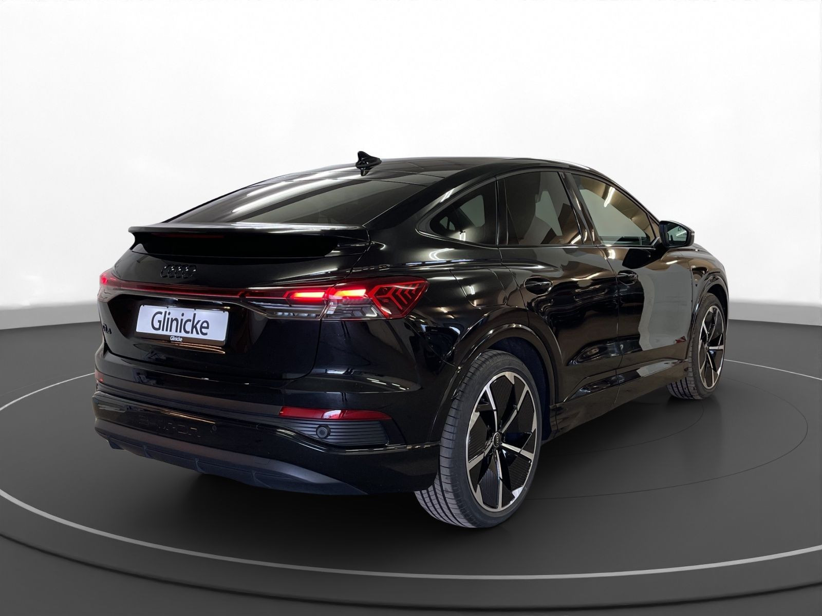 Audi - Q4 Sportback e-tron_6