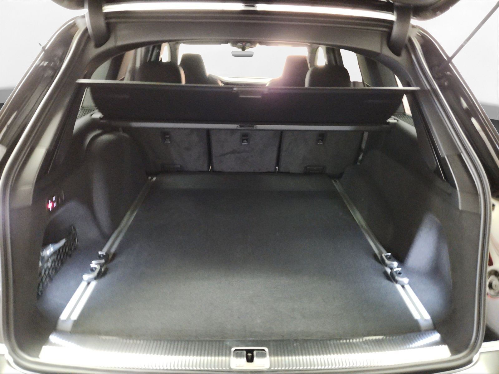 Audi - Q7_21