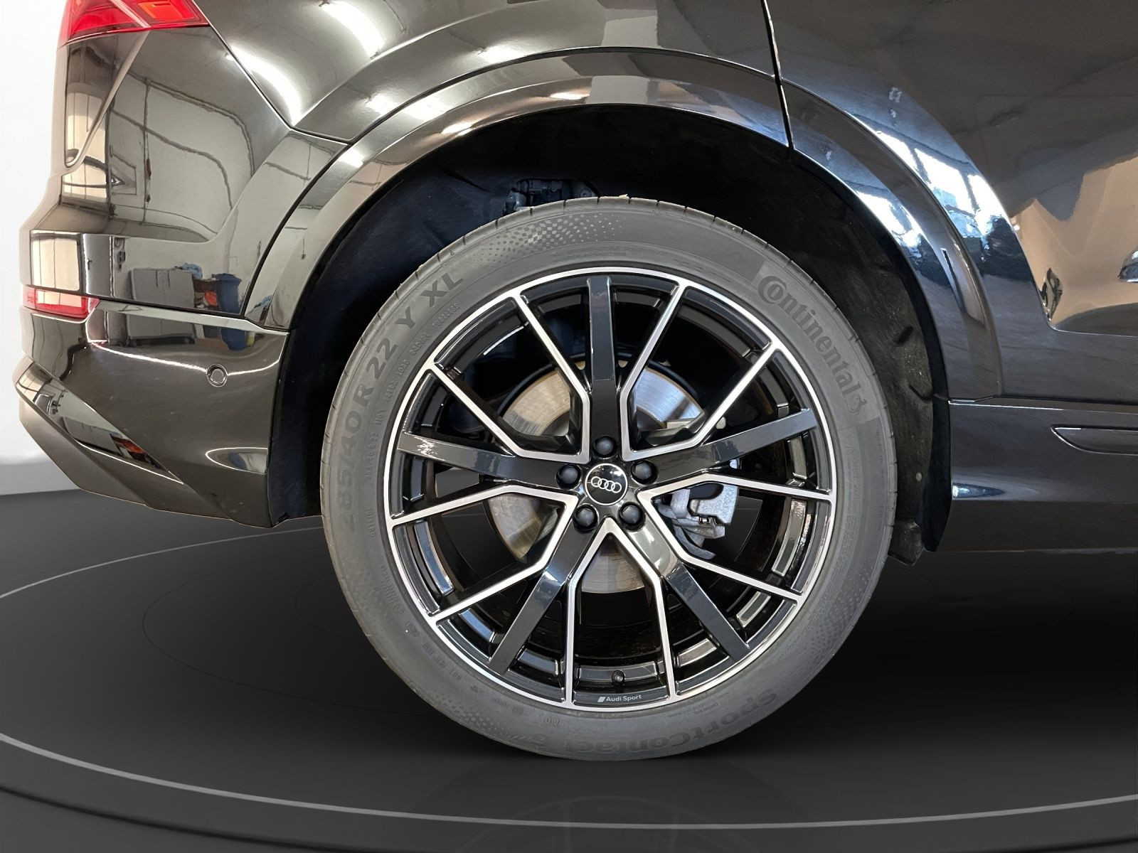 Audi - Q8_16 Audi - Q8_16