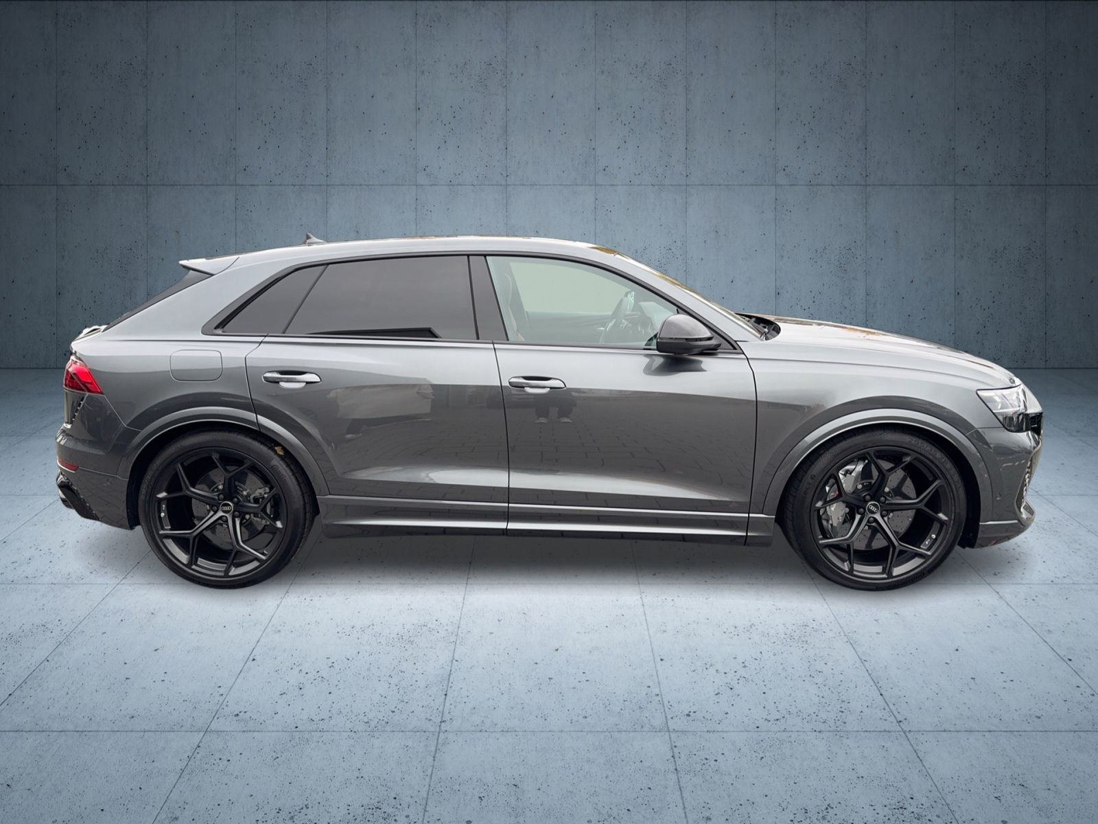 Audi - RS Q8_6