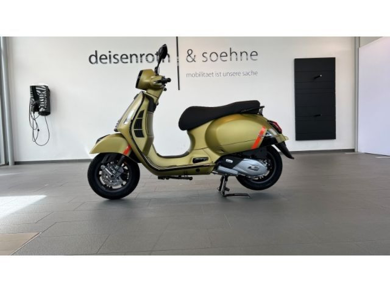 Piaggio - _18