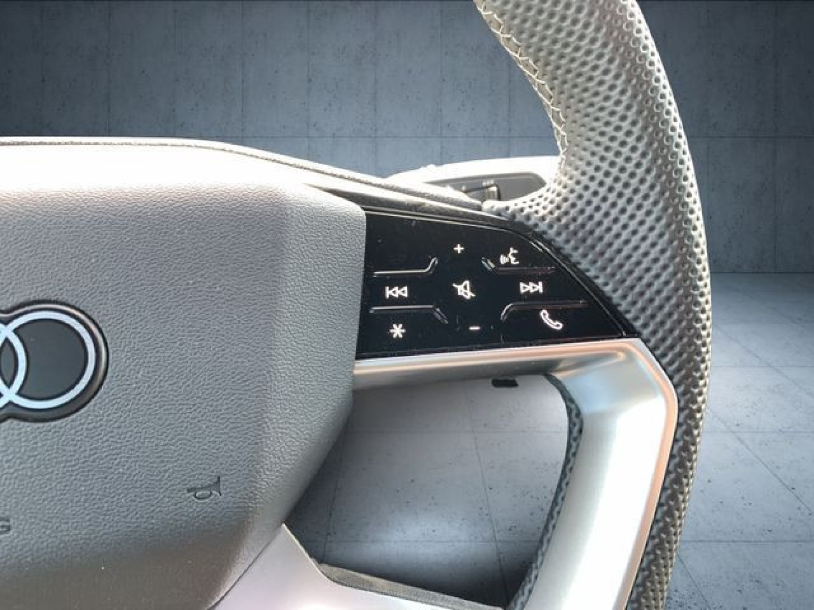 Audi - Q4 e-tron_25