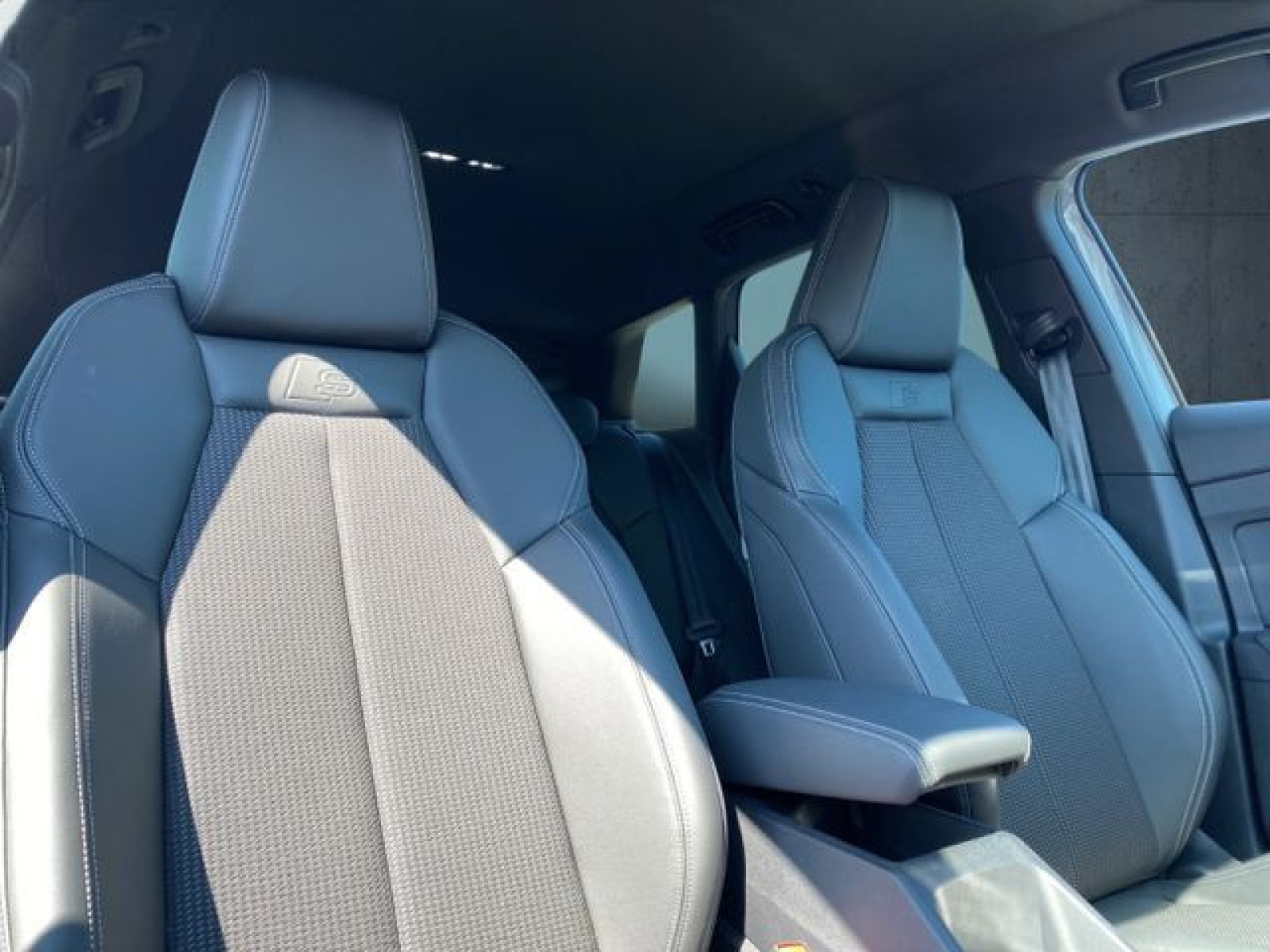Audi - Q4 e-tron_19