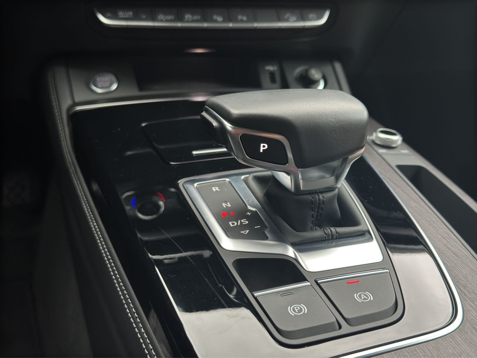 Audi - Q5_14 Audi - Q5_14