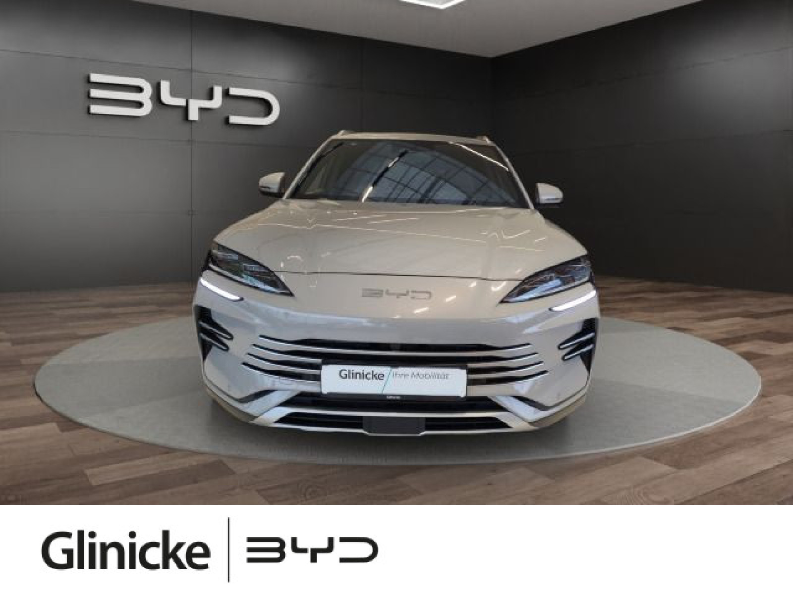 Seal U DM-i Design AWD Plug-In Hybrid 870km+ACC