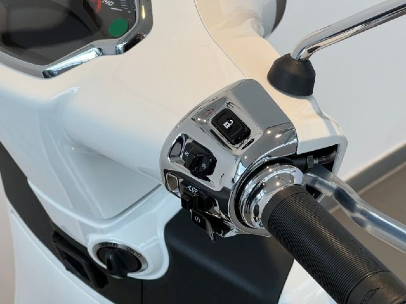 Vespa - GTS_11