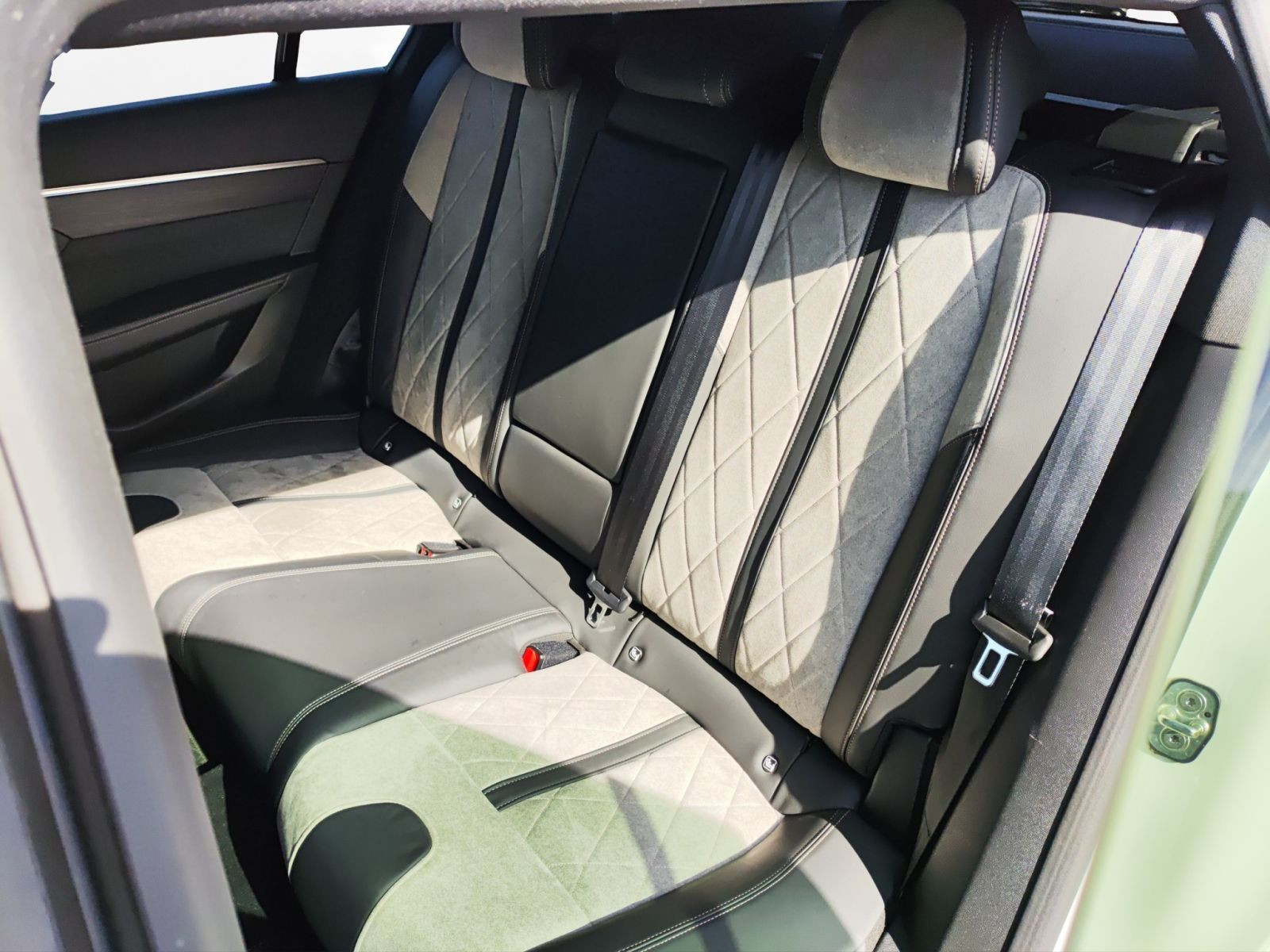 Peugeot - 508_12