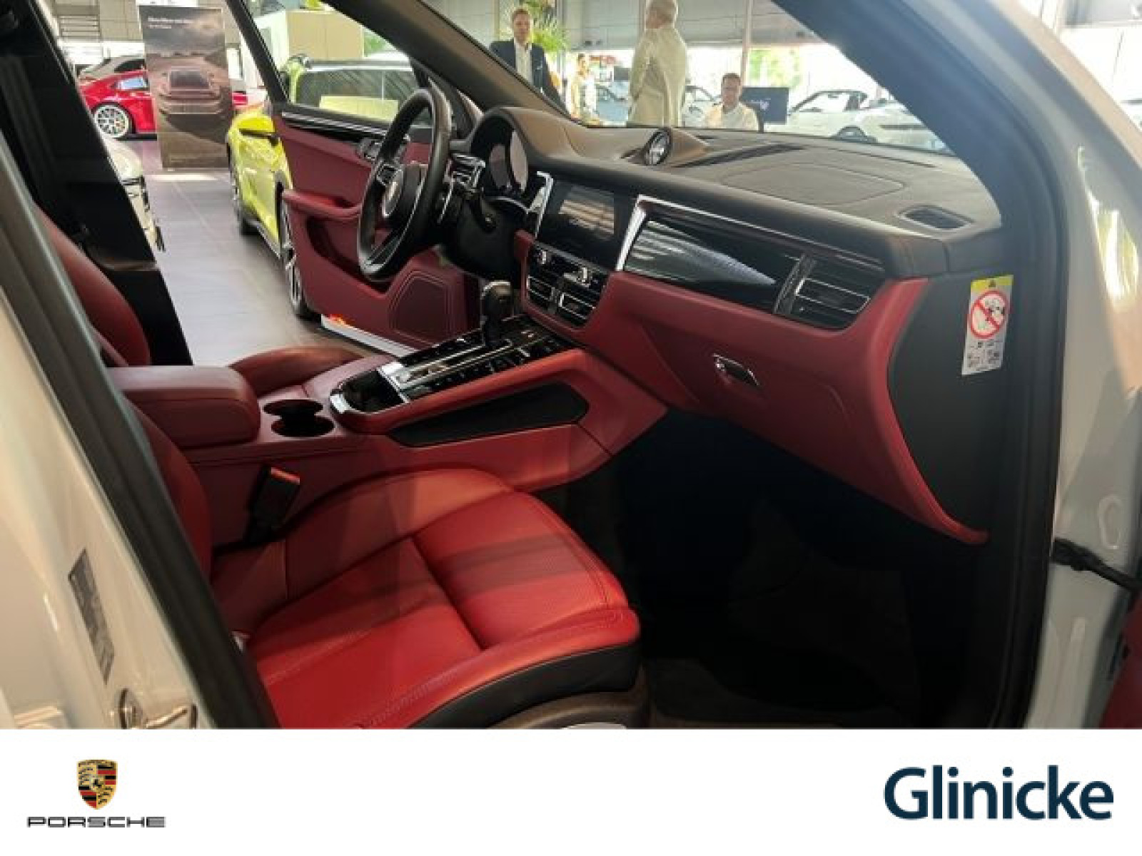 Porsche - Macan_33