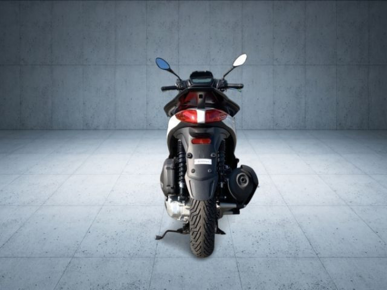 Piaggio - _4