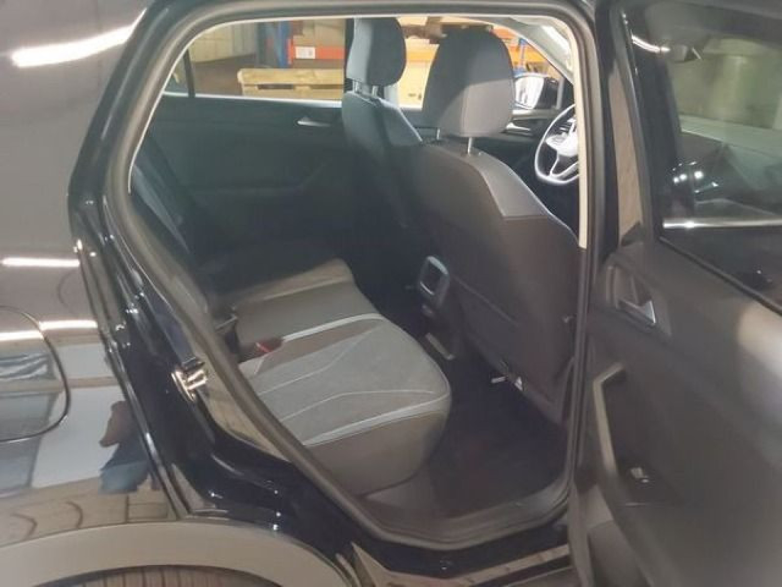 Volkswagen - T-Cross_11