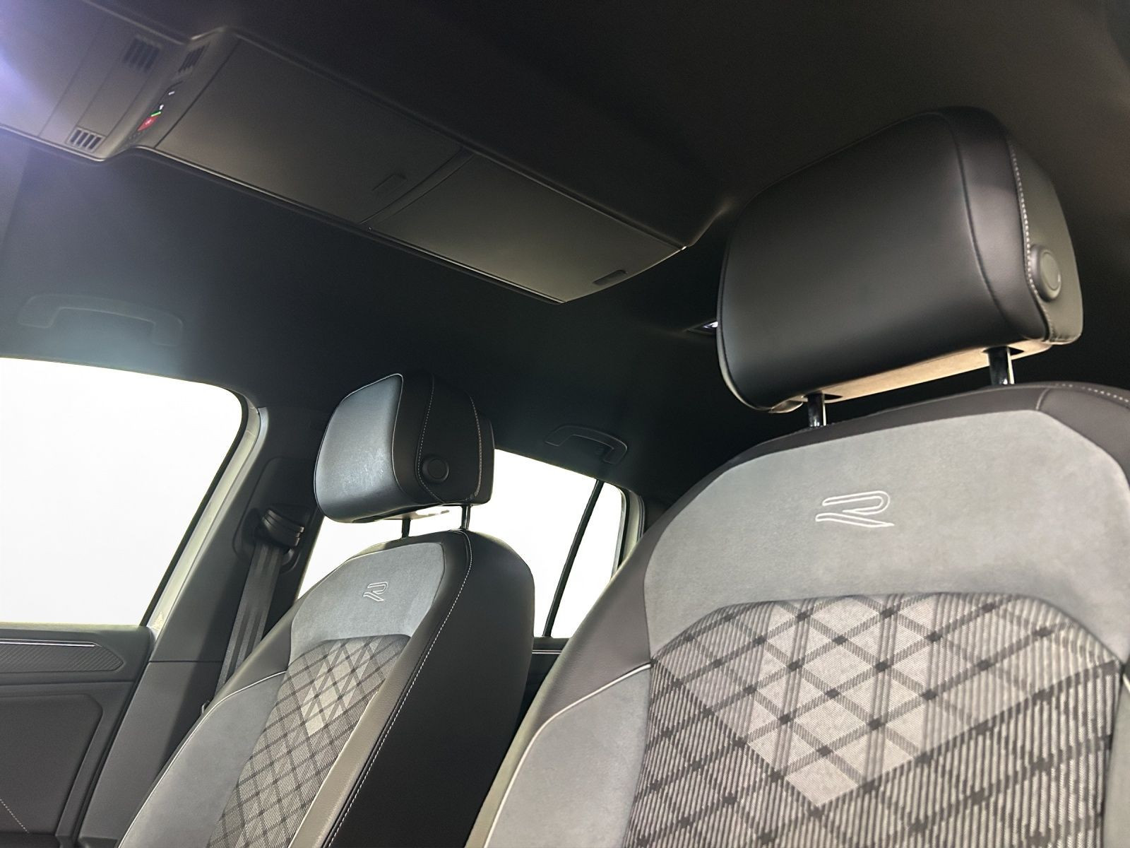 Volkswagen - Tiguan_9