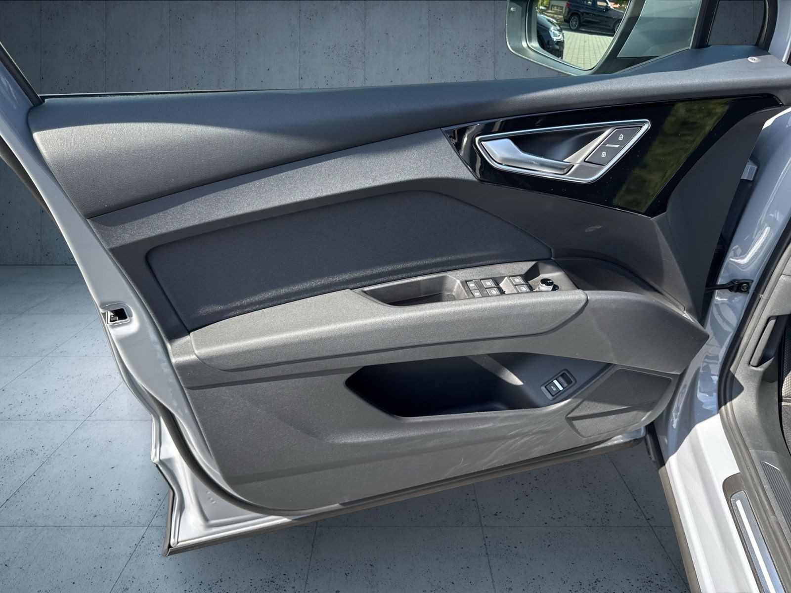 Audi - Q4 Sportback e-tron_25