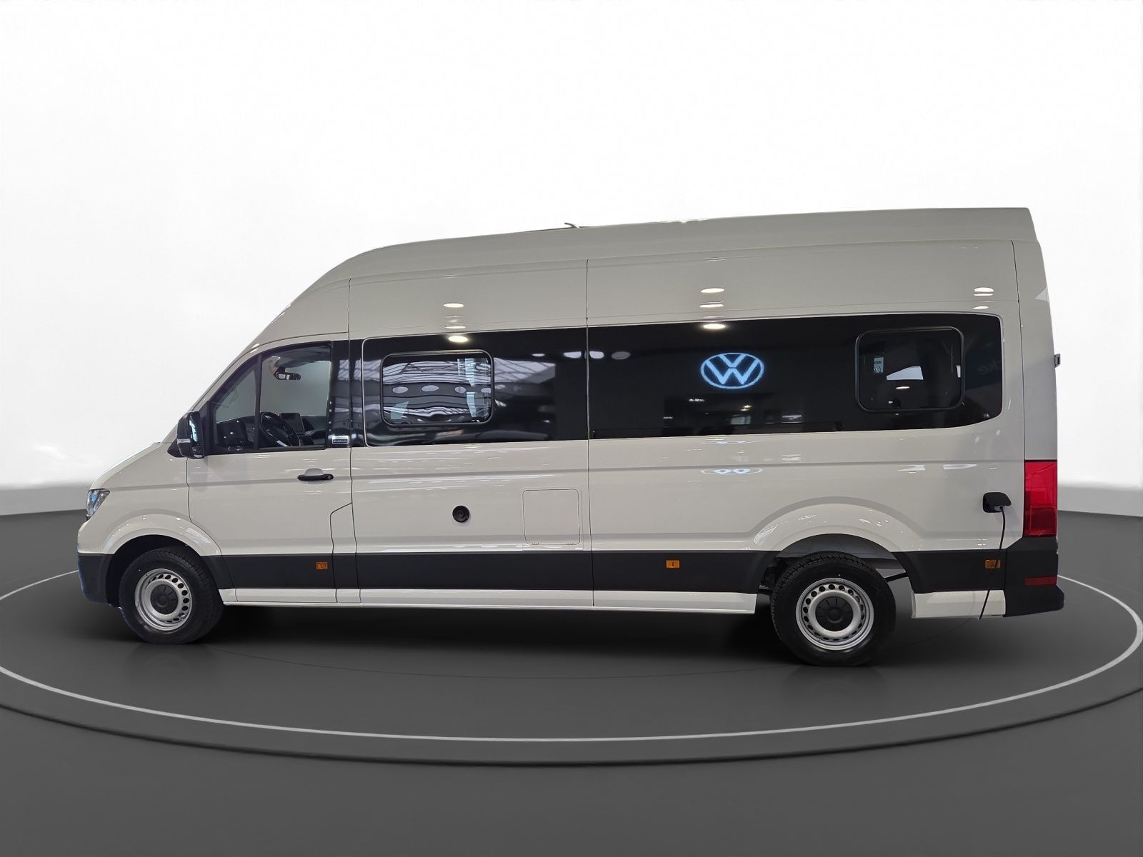Volkswagen - Grand California 680_2