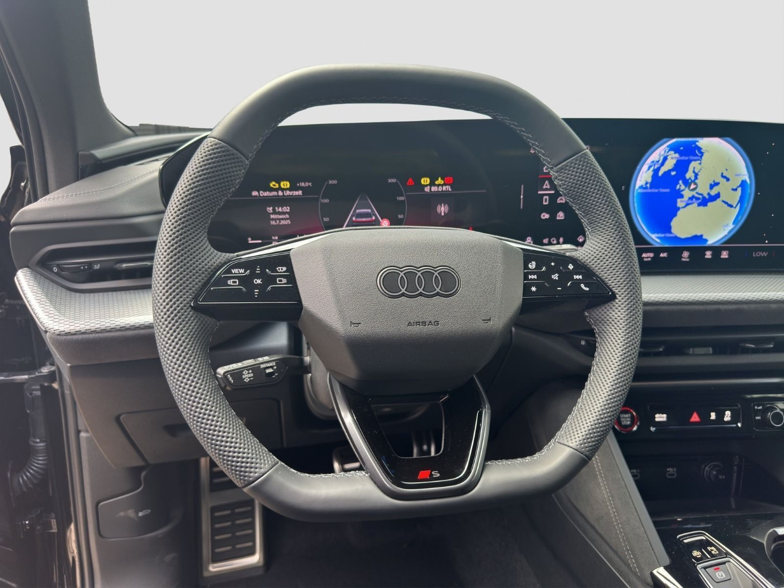 Audi - SQ5_12