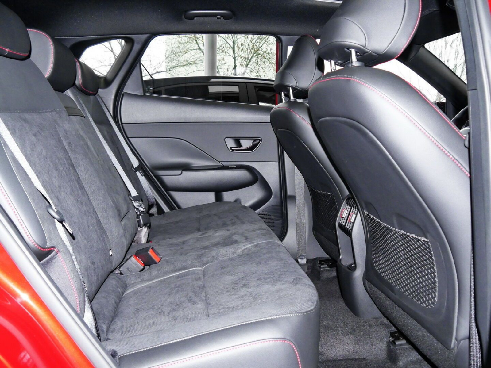Hyundai - Kona_7