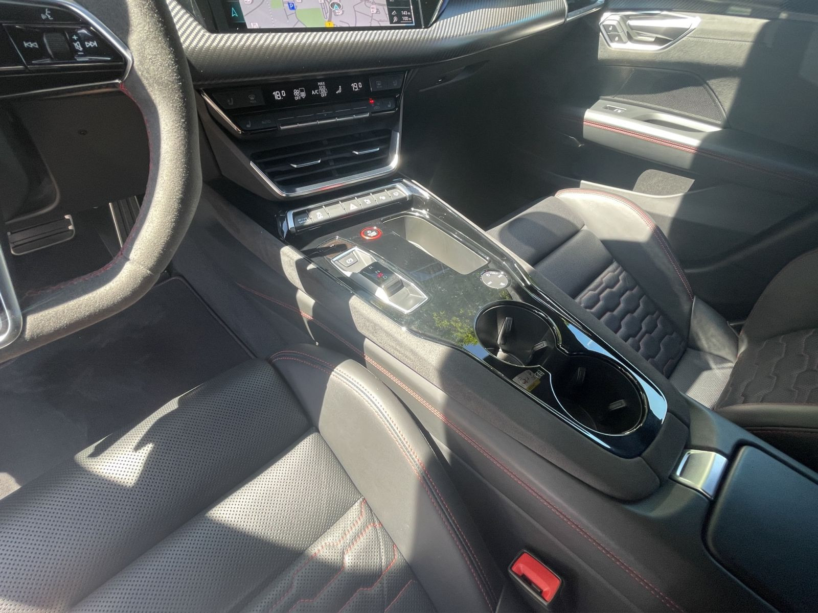 Audi - RS e-tron GT_15