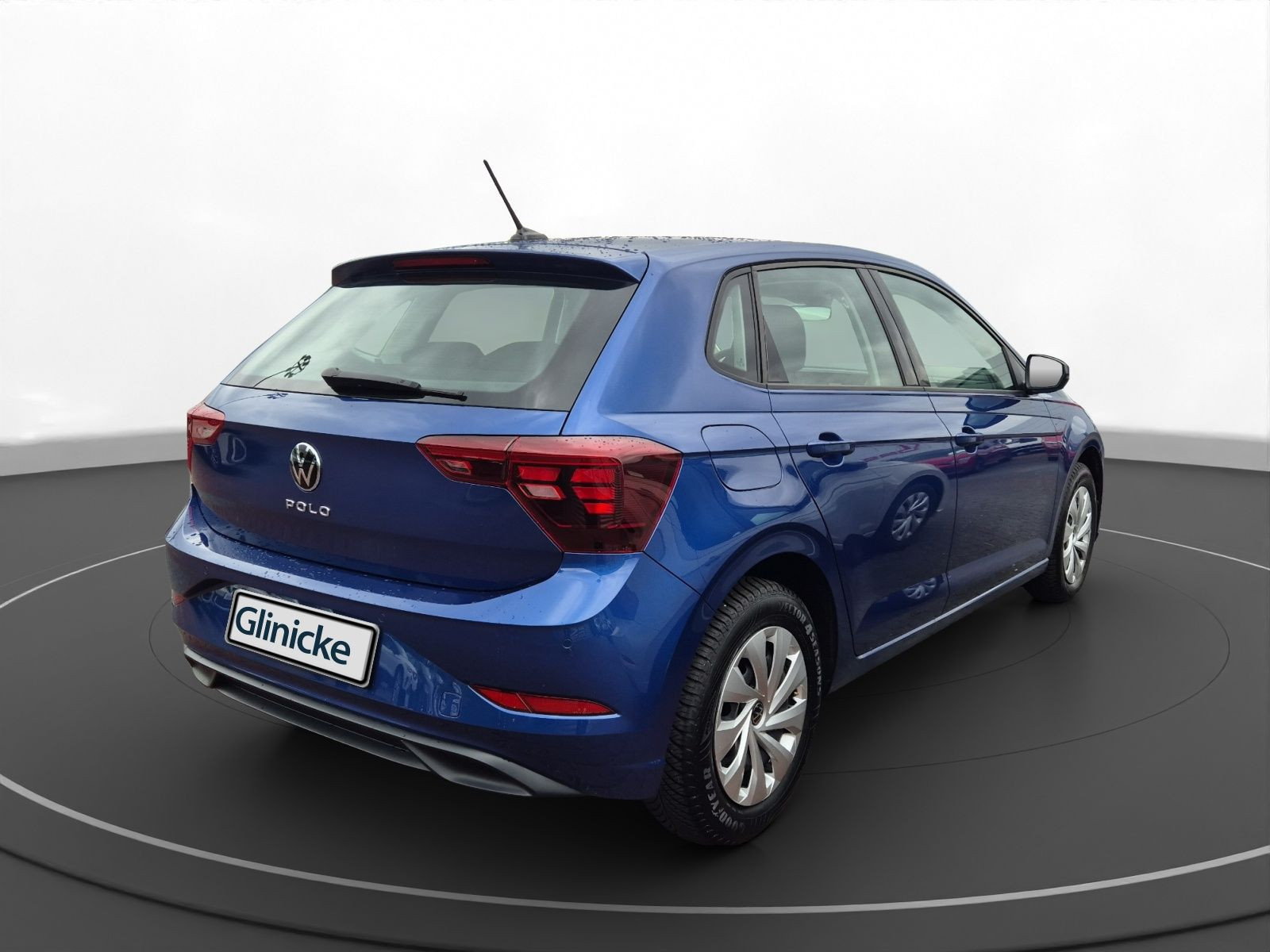 Volkswagen - Polo_11