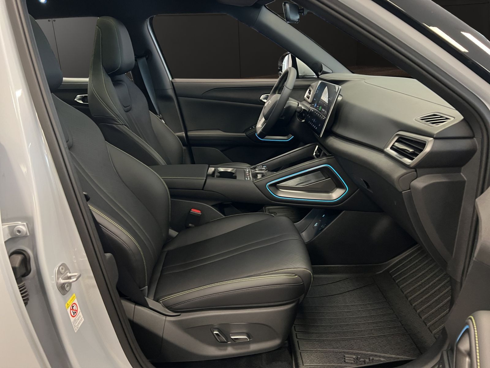 BYD - ATTO 2_18
