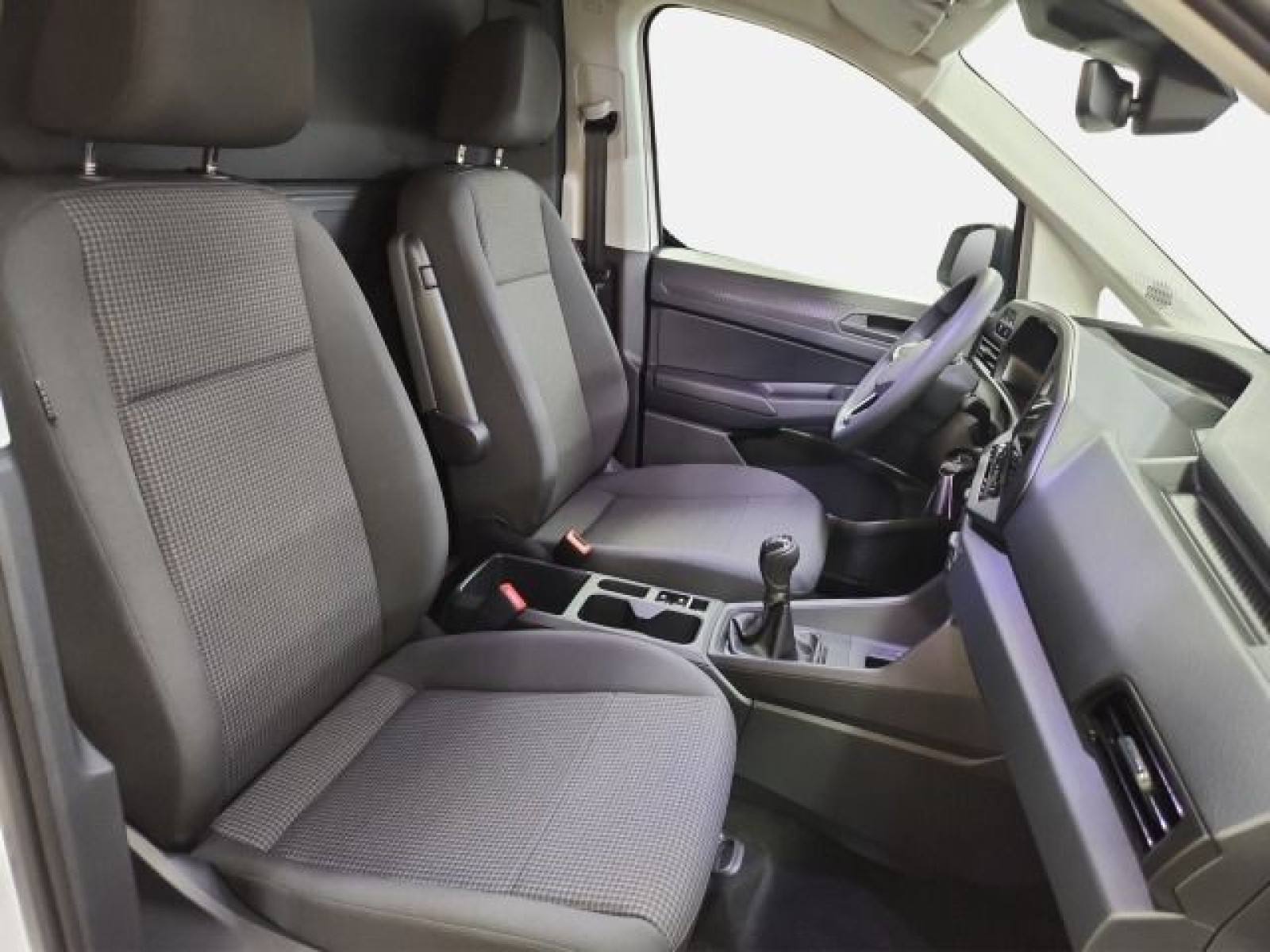 Volkswagen - Caddy Cargo_10