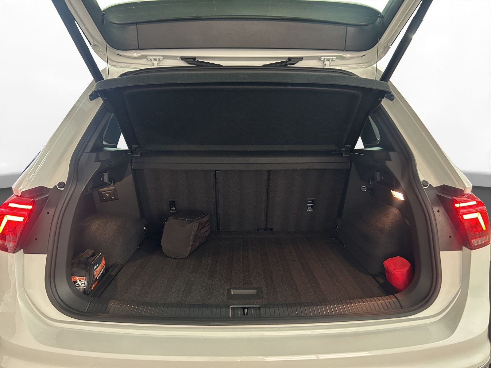 Volkswagen - Tiguan_22