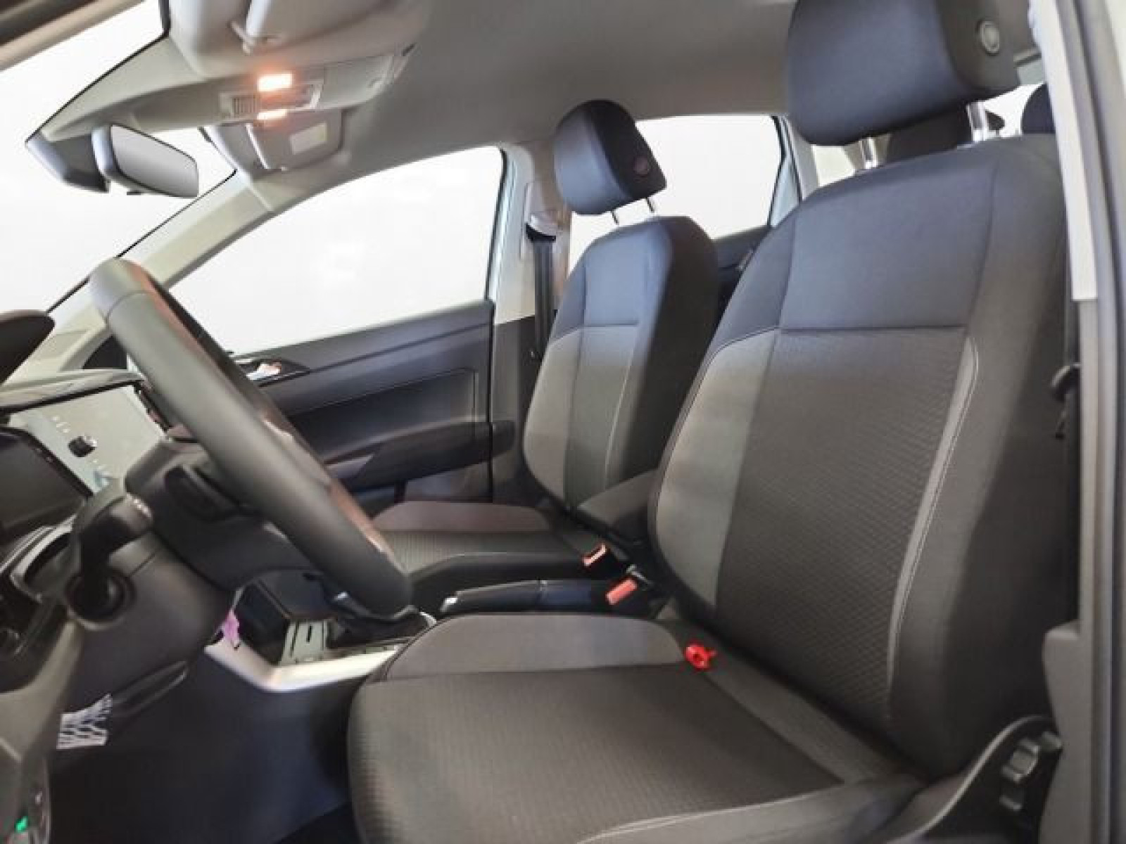 Volkswagen - Polo_9