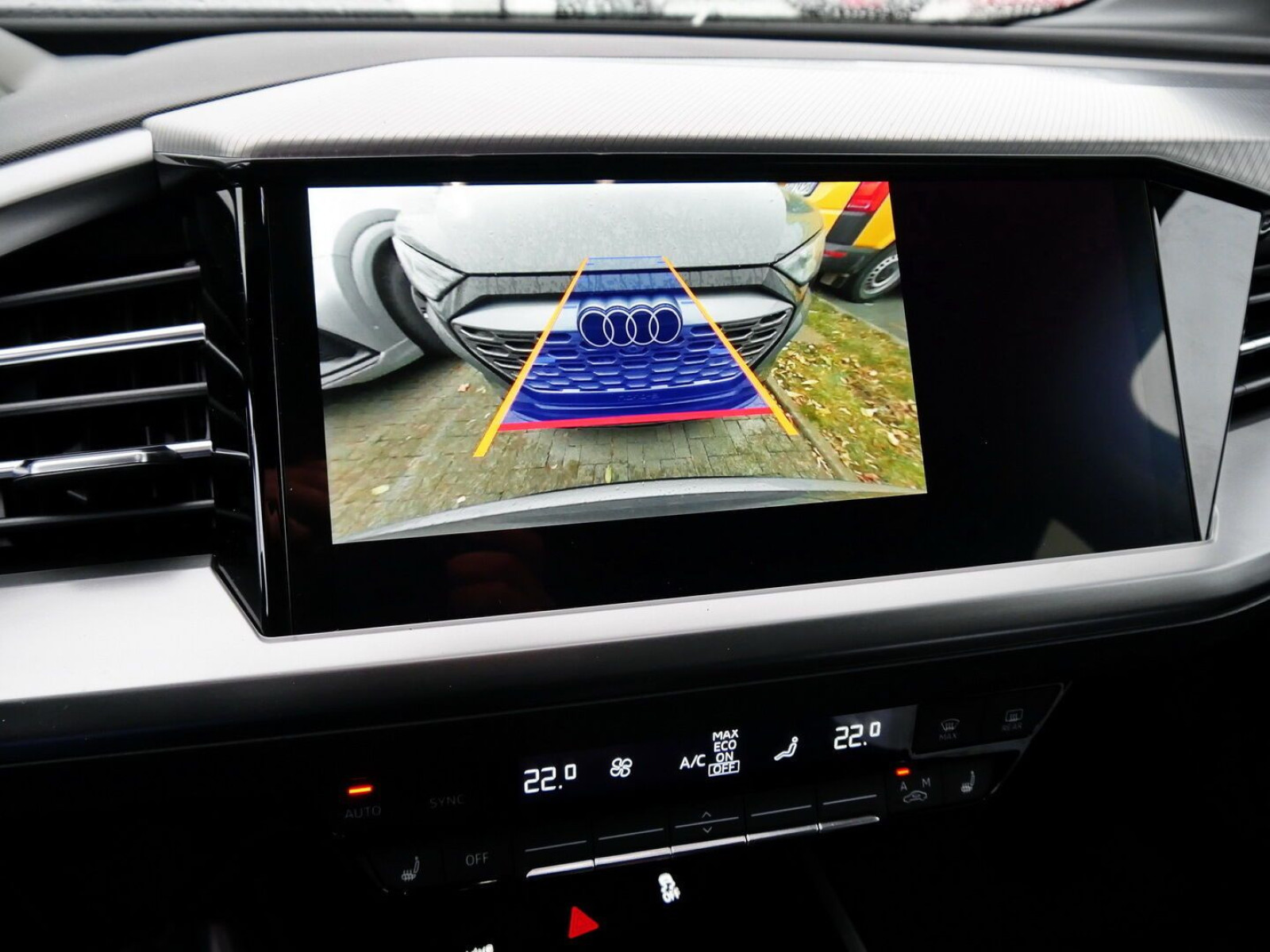 Audi - Q4 Sportback e-tron_16