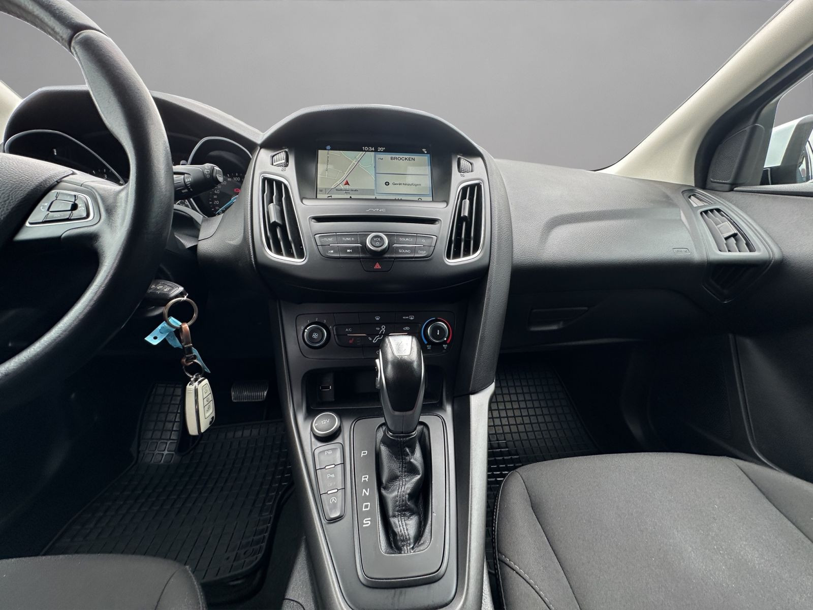 Ford - Focus_14