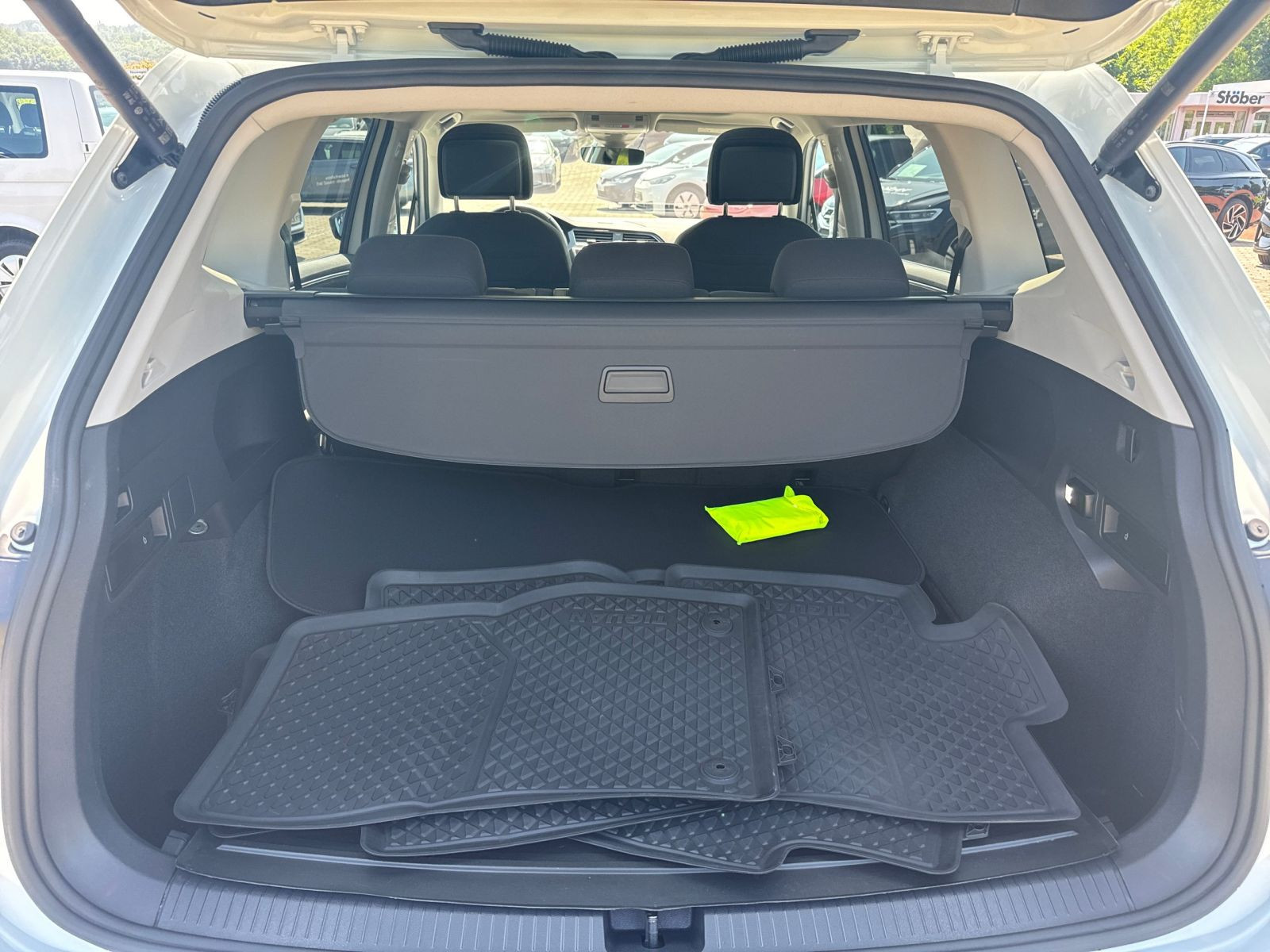 Volkswagen - Tiguan Allspace_13