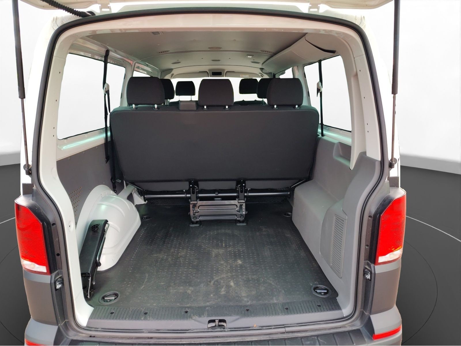 Volkswagen - T6.1 Kombi_9