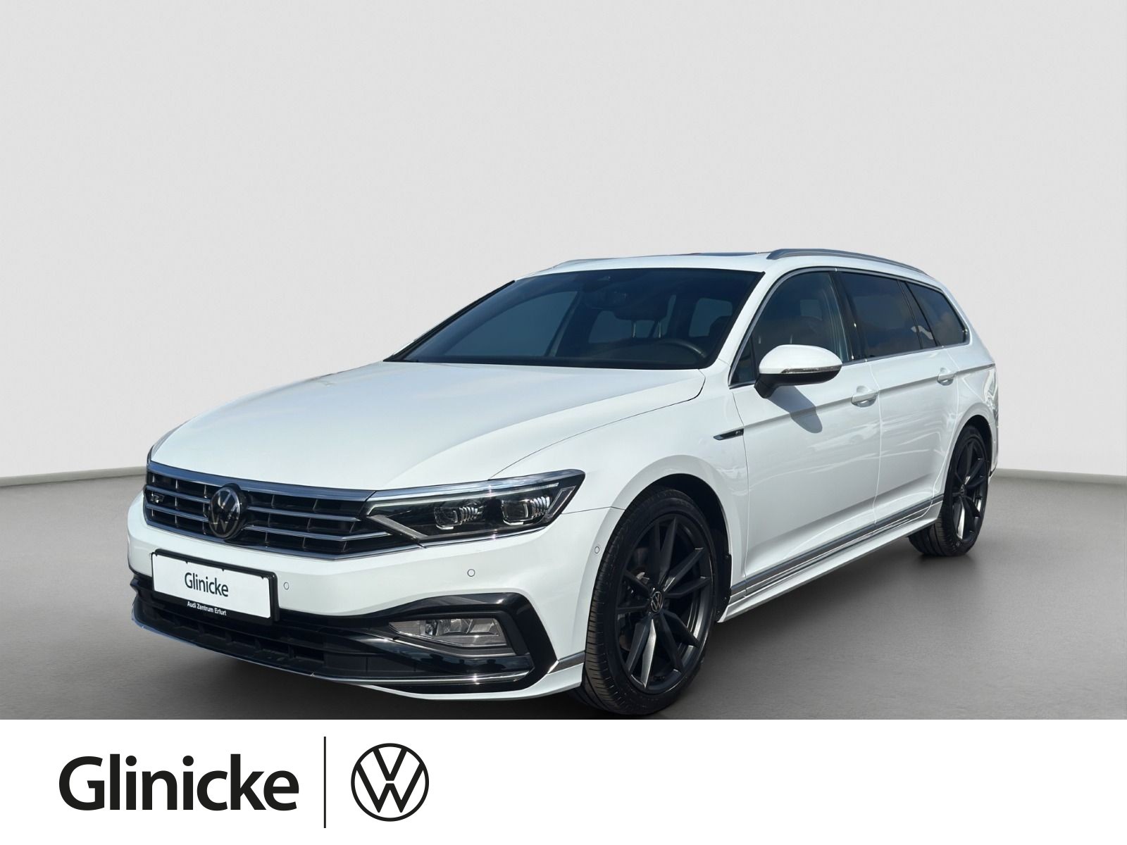 Passat Variant 2.0 TDI 4 mot. DSG R-Line Standheizung NAvi Harmann IQ-Light Panoramadach