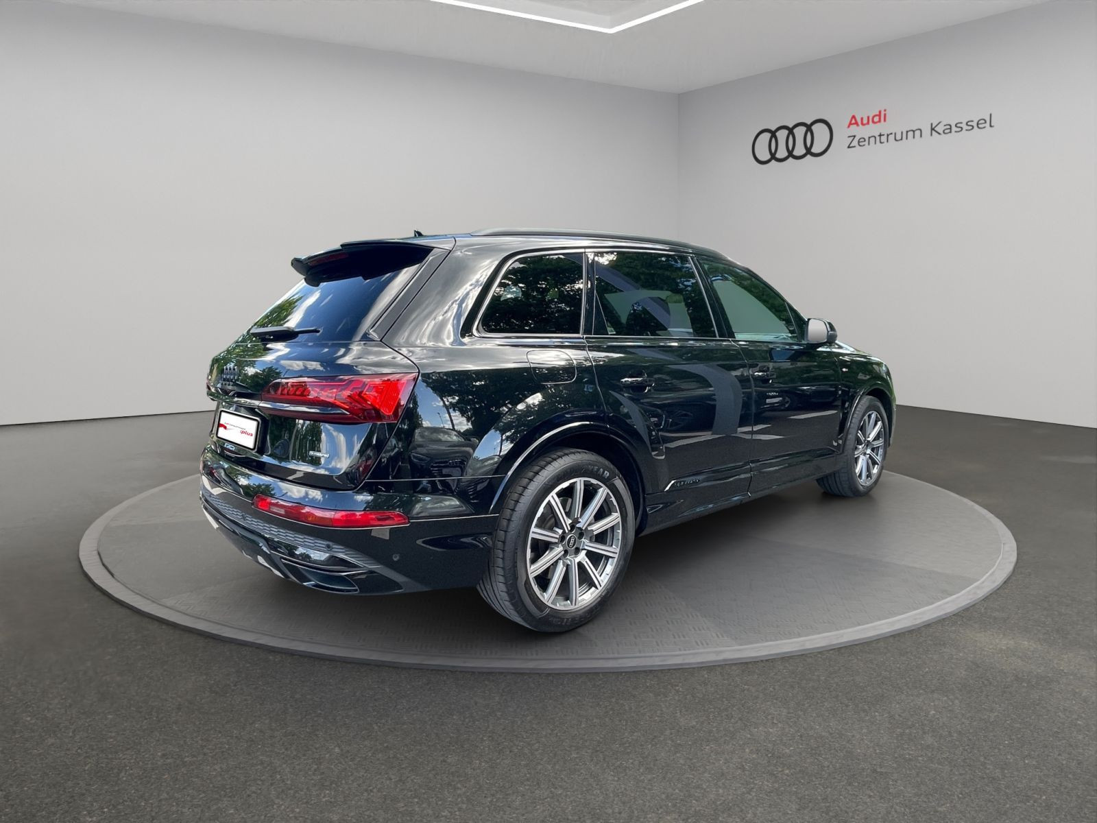 Audi - Q7_7