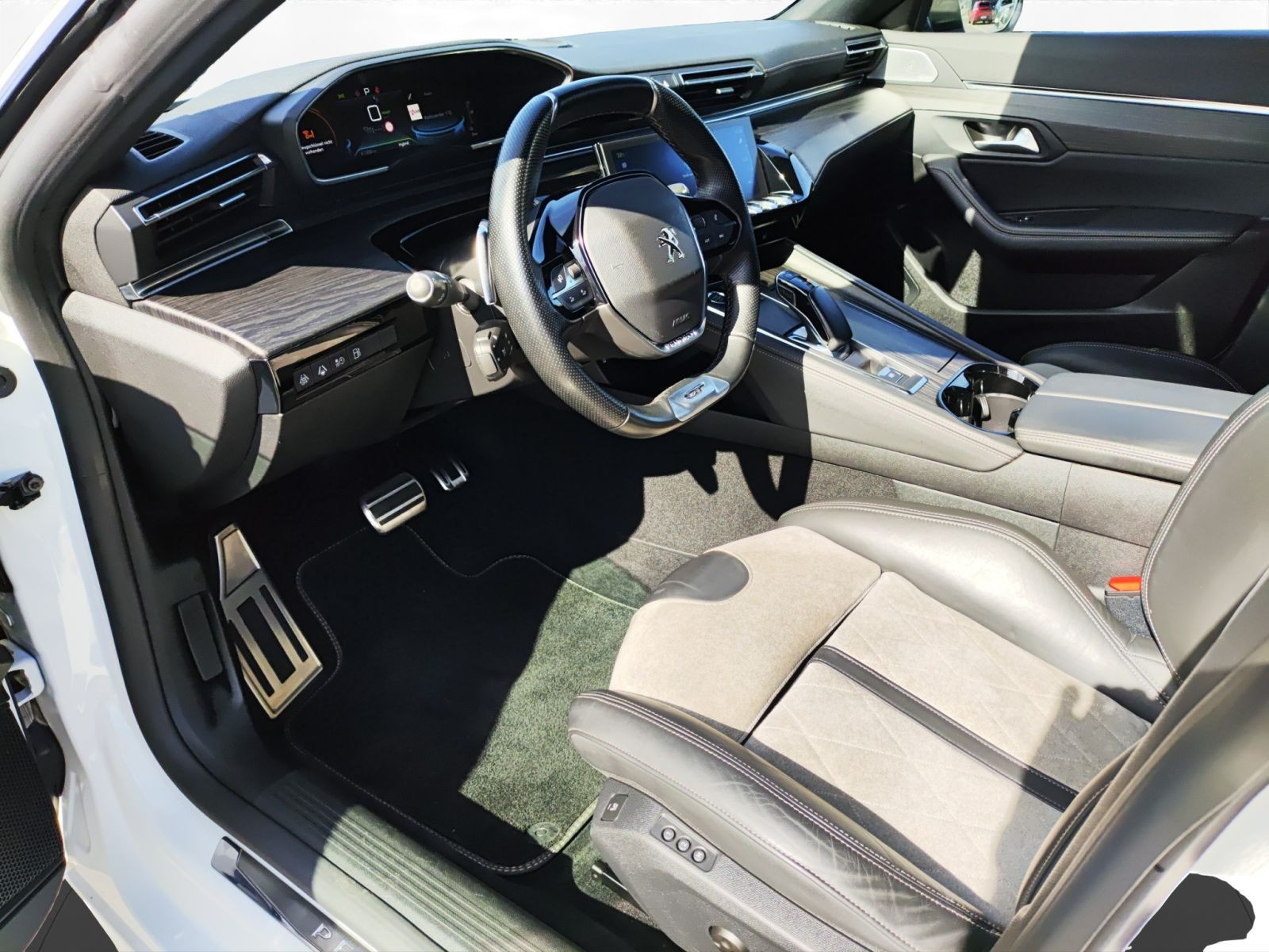 Peugeot - 508_11