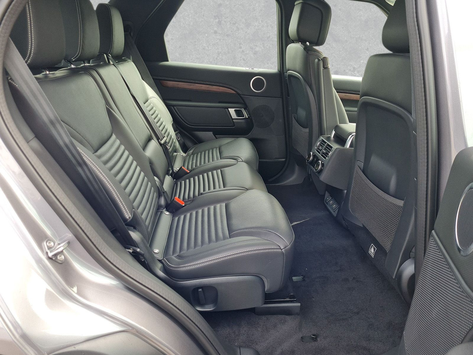 Land Rover - Discovery_5