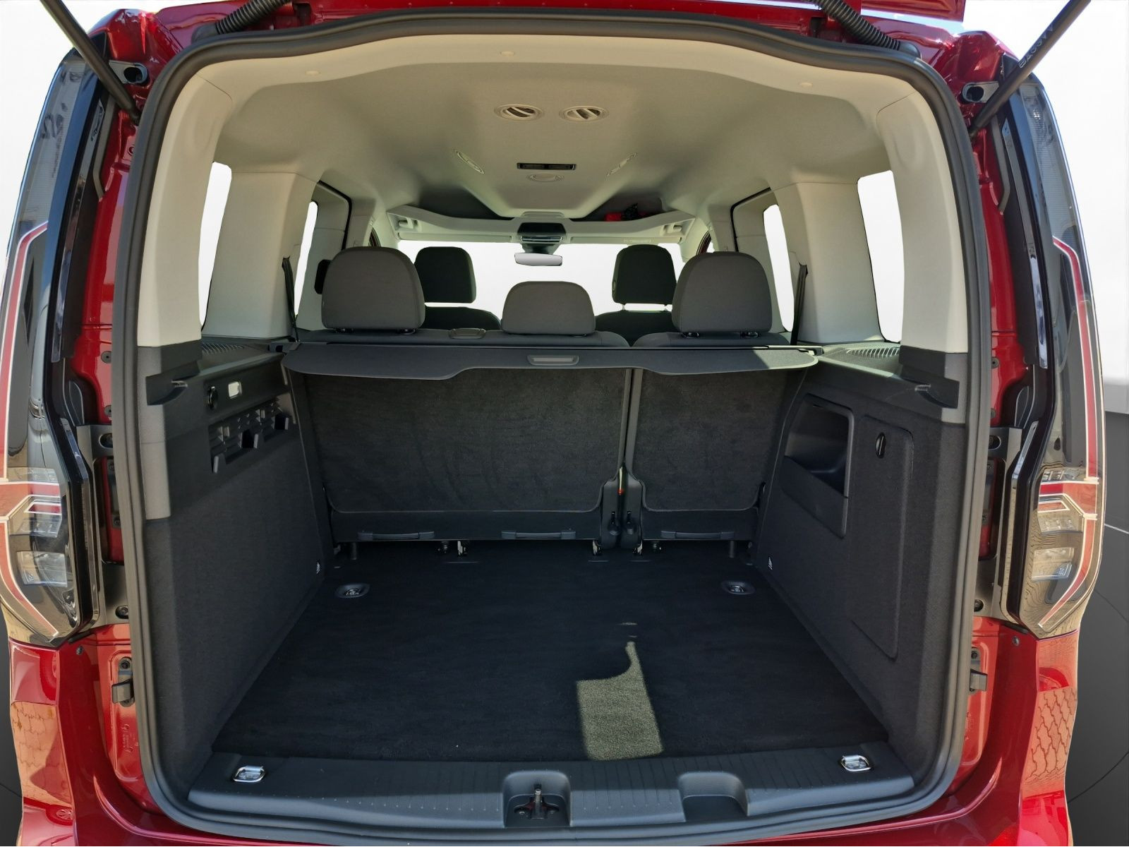Volkswagen - Caddy_9