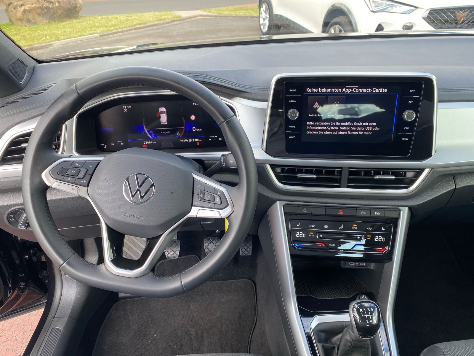 Volkswagen - T-Roc Cabriolet_12