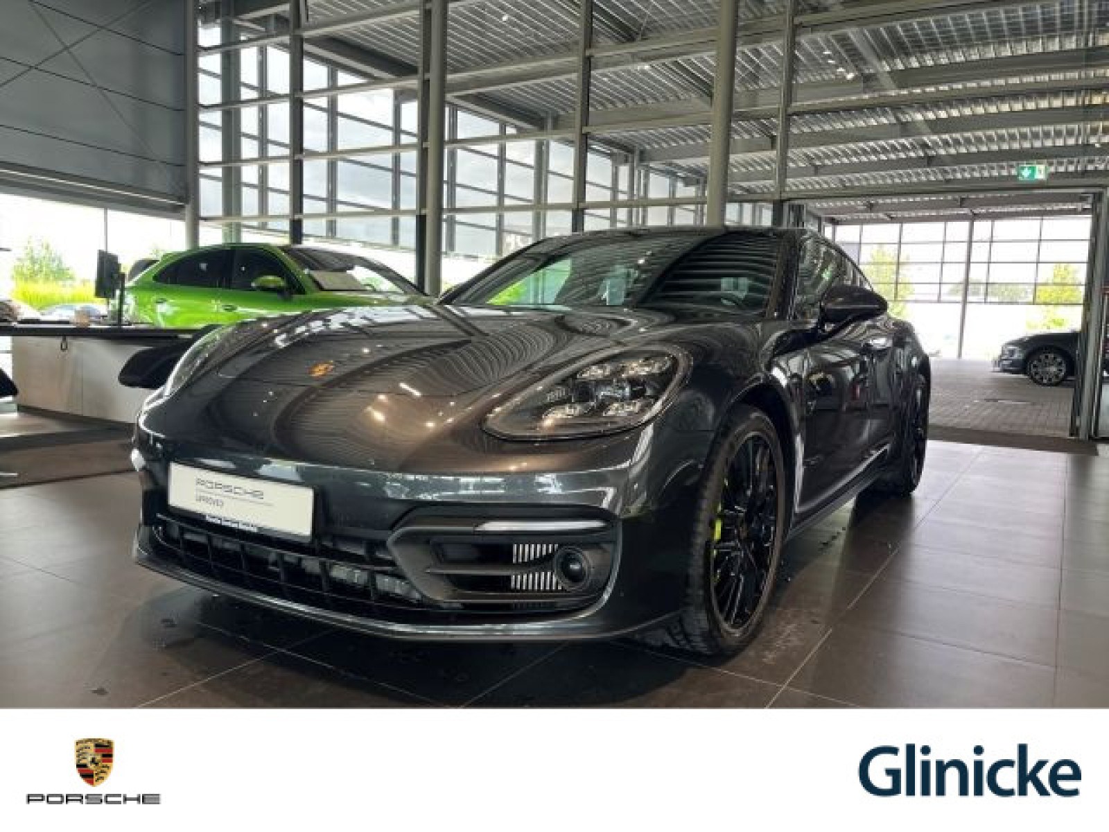 Porsche - Panamera_1