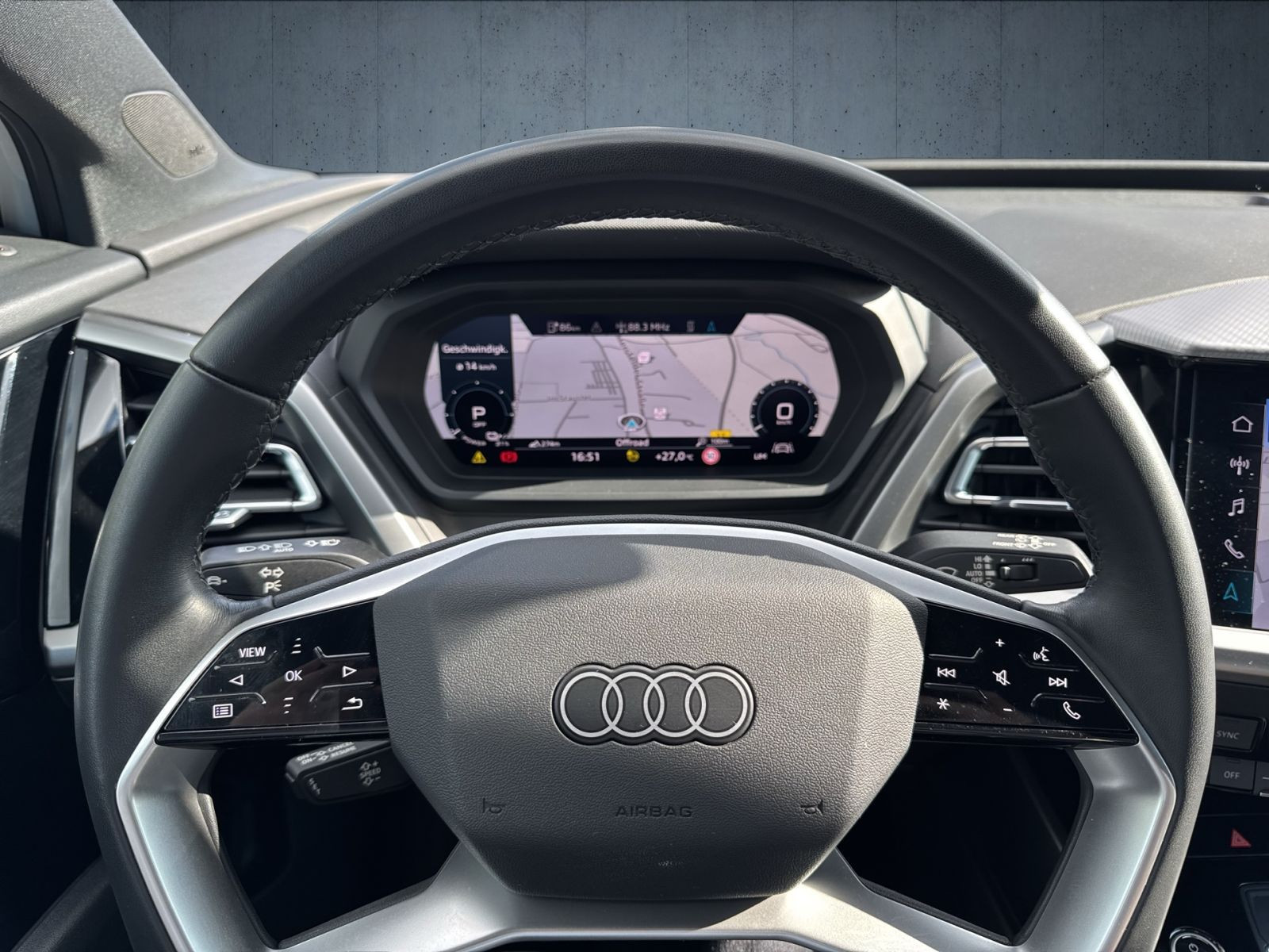 Audi - Q4 e-tron_25