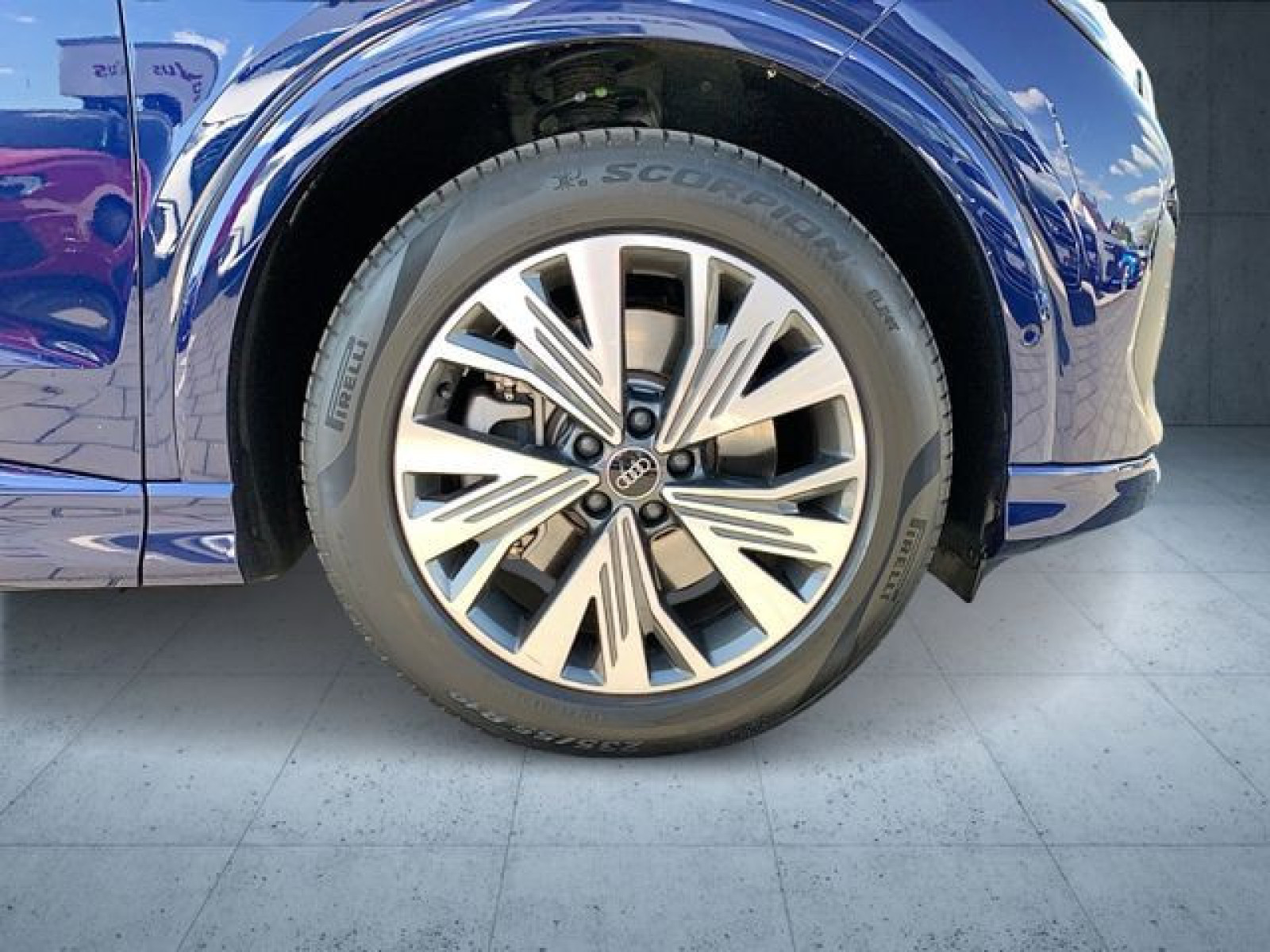 Audi - Q4 e-tron_10