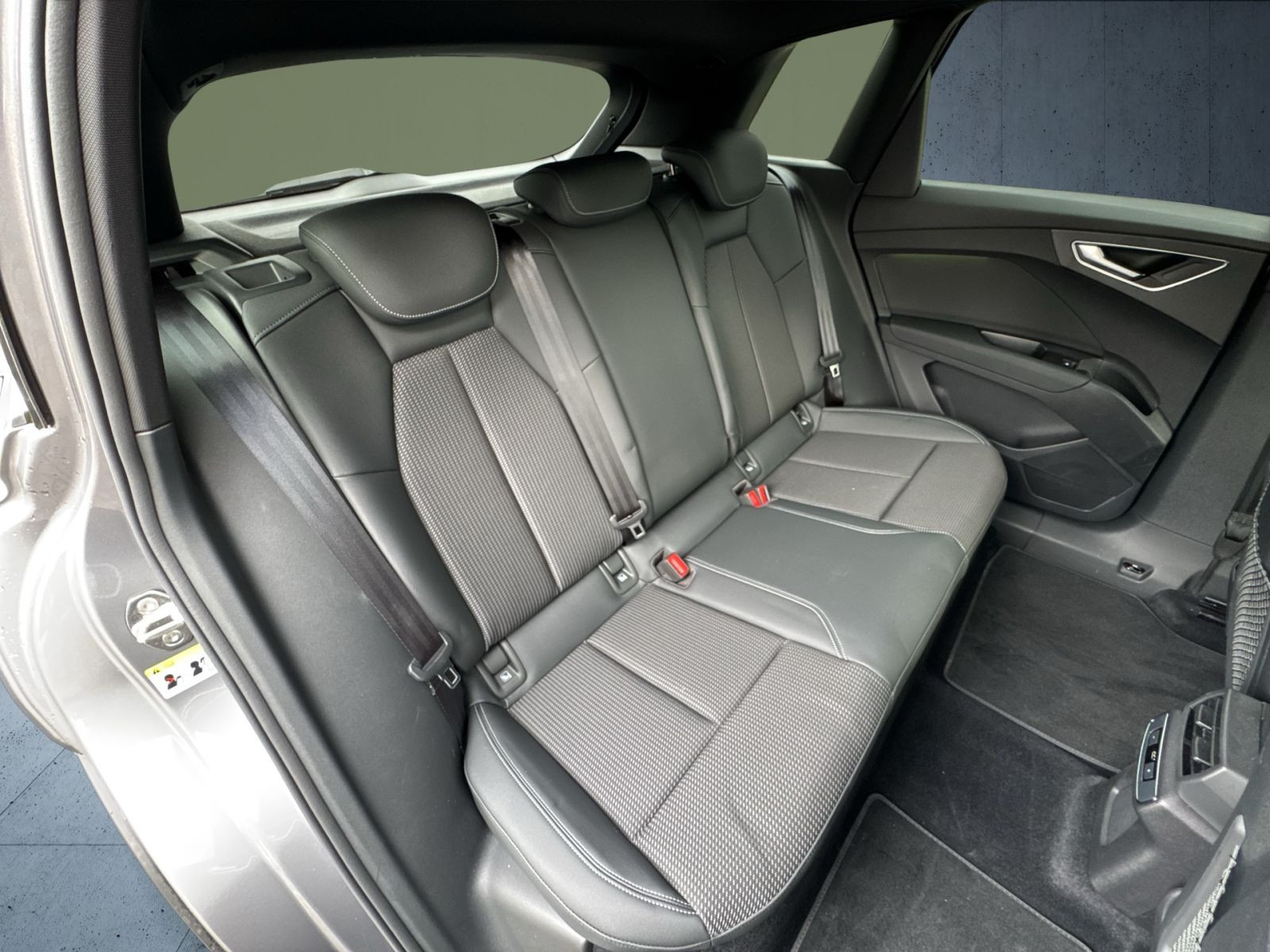 Audi - Q4 e-tron_17 Audi - Q4 e-tron_17