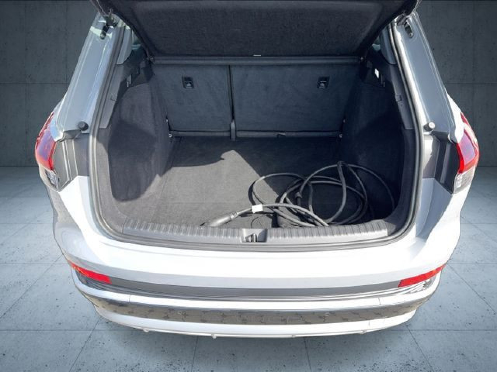 Audi - Q4_15