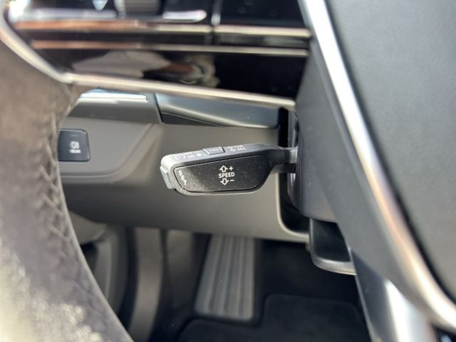 Audi - e-tron GT quattro_25