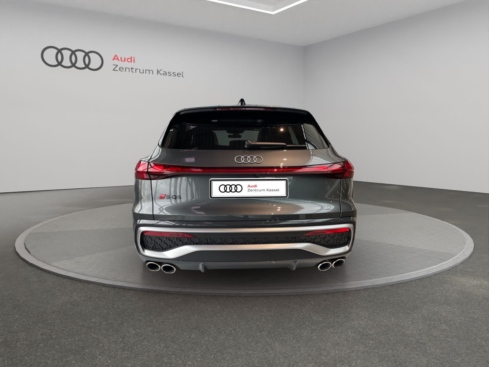 Audi - SQ5_6