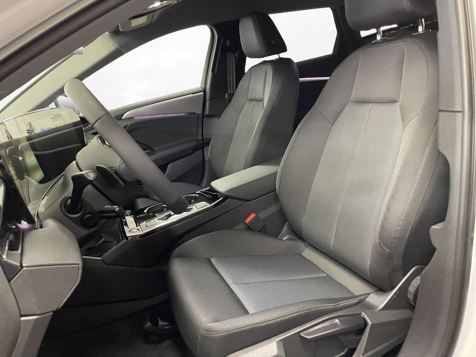 Audi - A6 Avant e-tron_13
