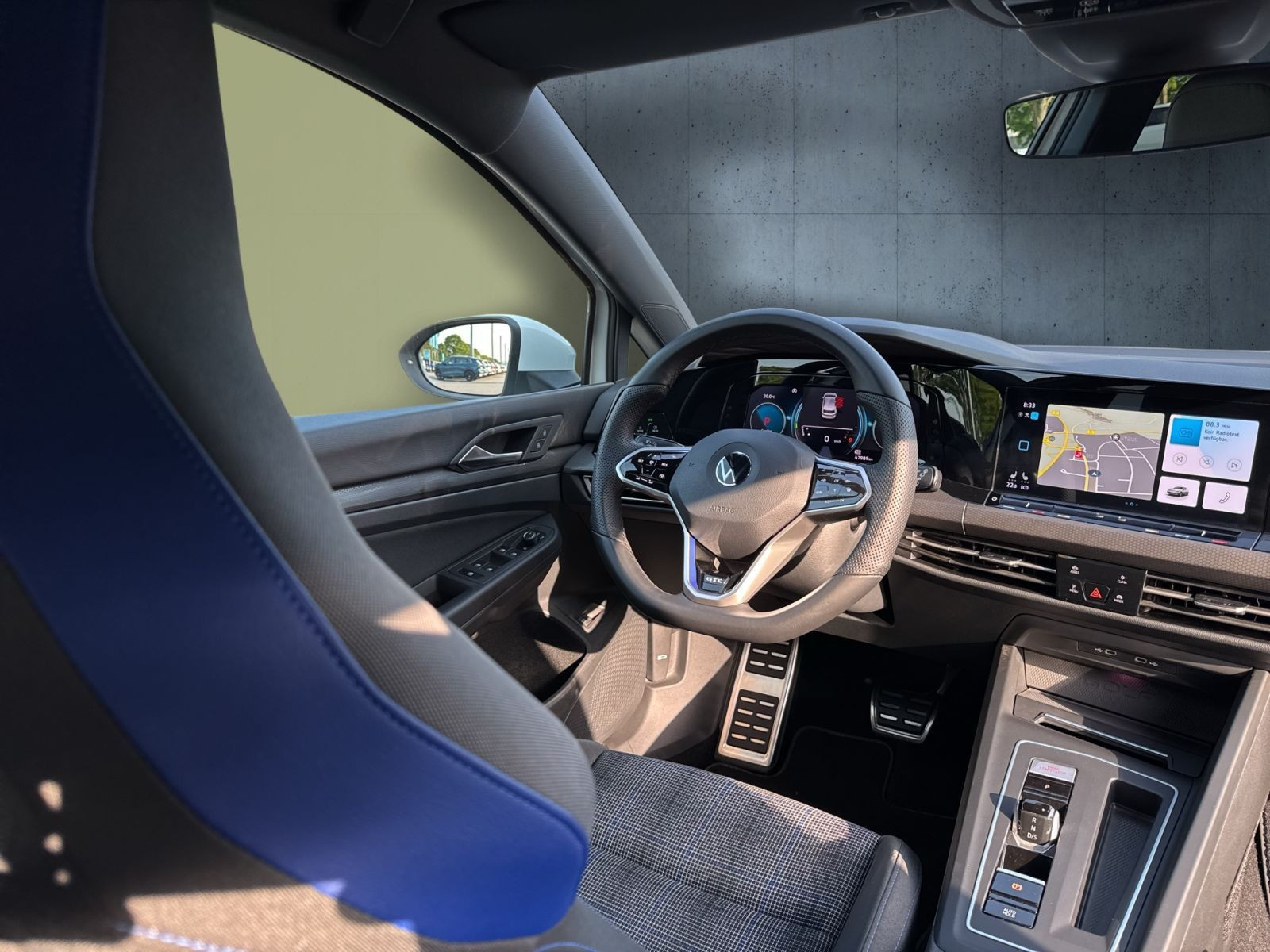 Volkswagen - Golf_23