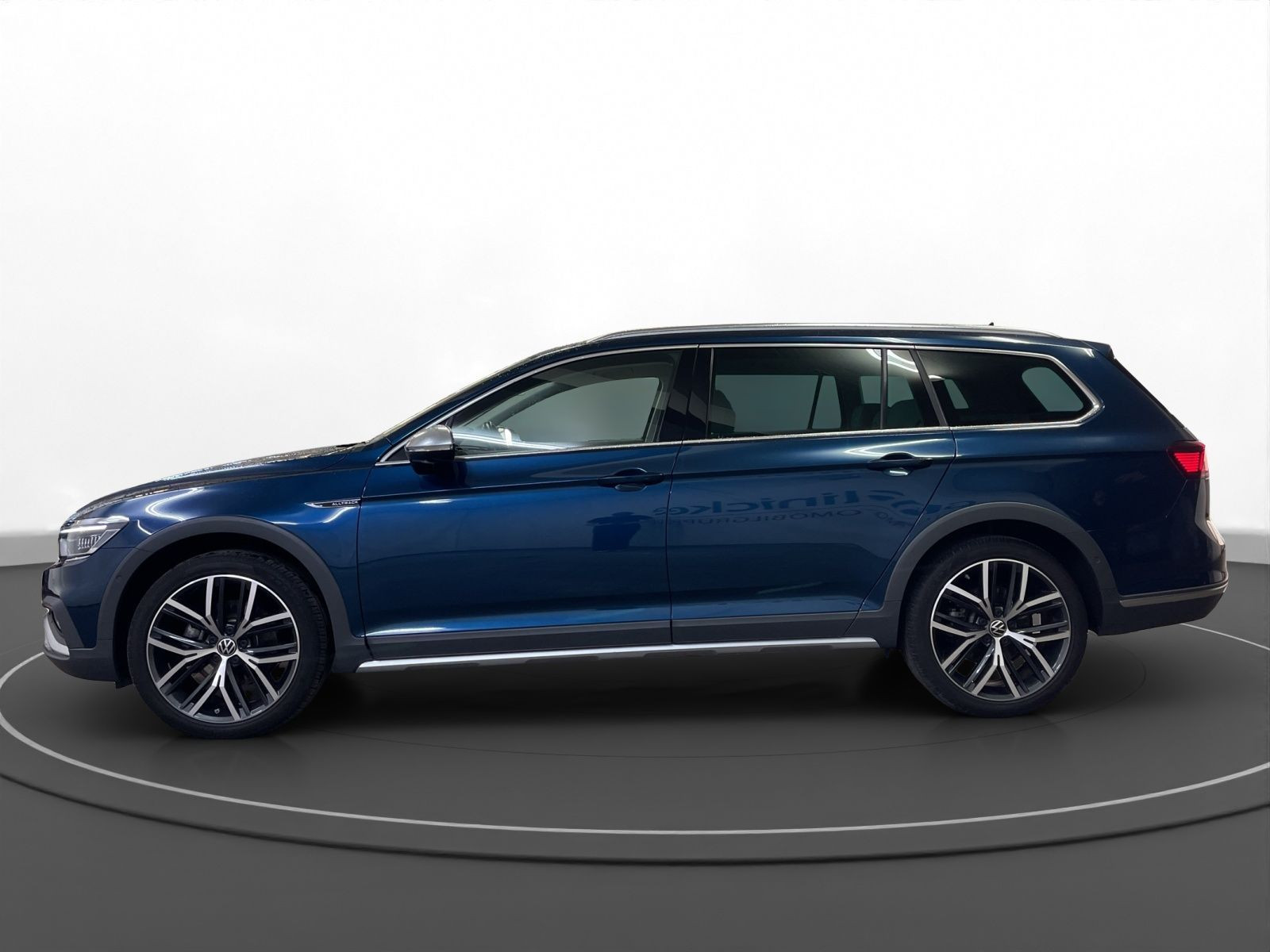 Volkswagen - Passat Alltrack_8