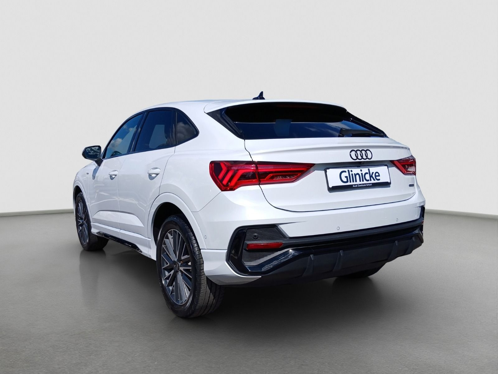 Audi - Q3 Sportback_4